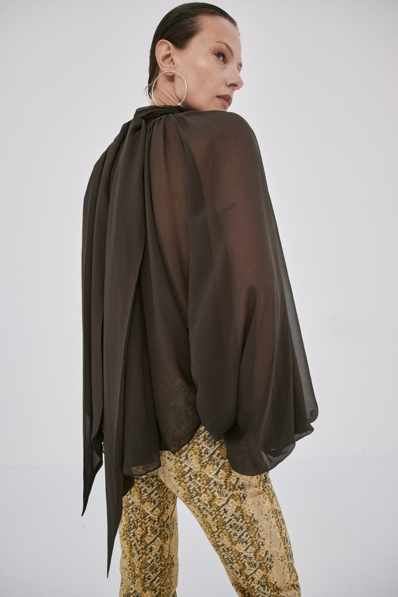 AITANA TOP IN CHOCOLATE BROWN CHIFFON