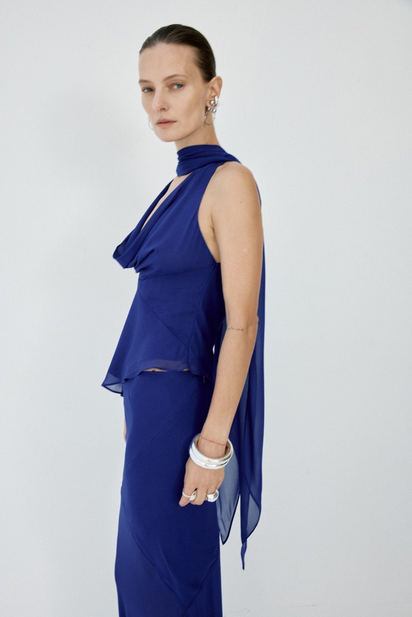 DIOSA TOP IN DEEP BLUE