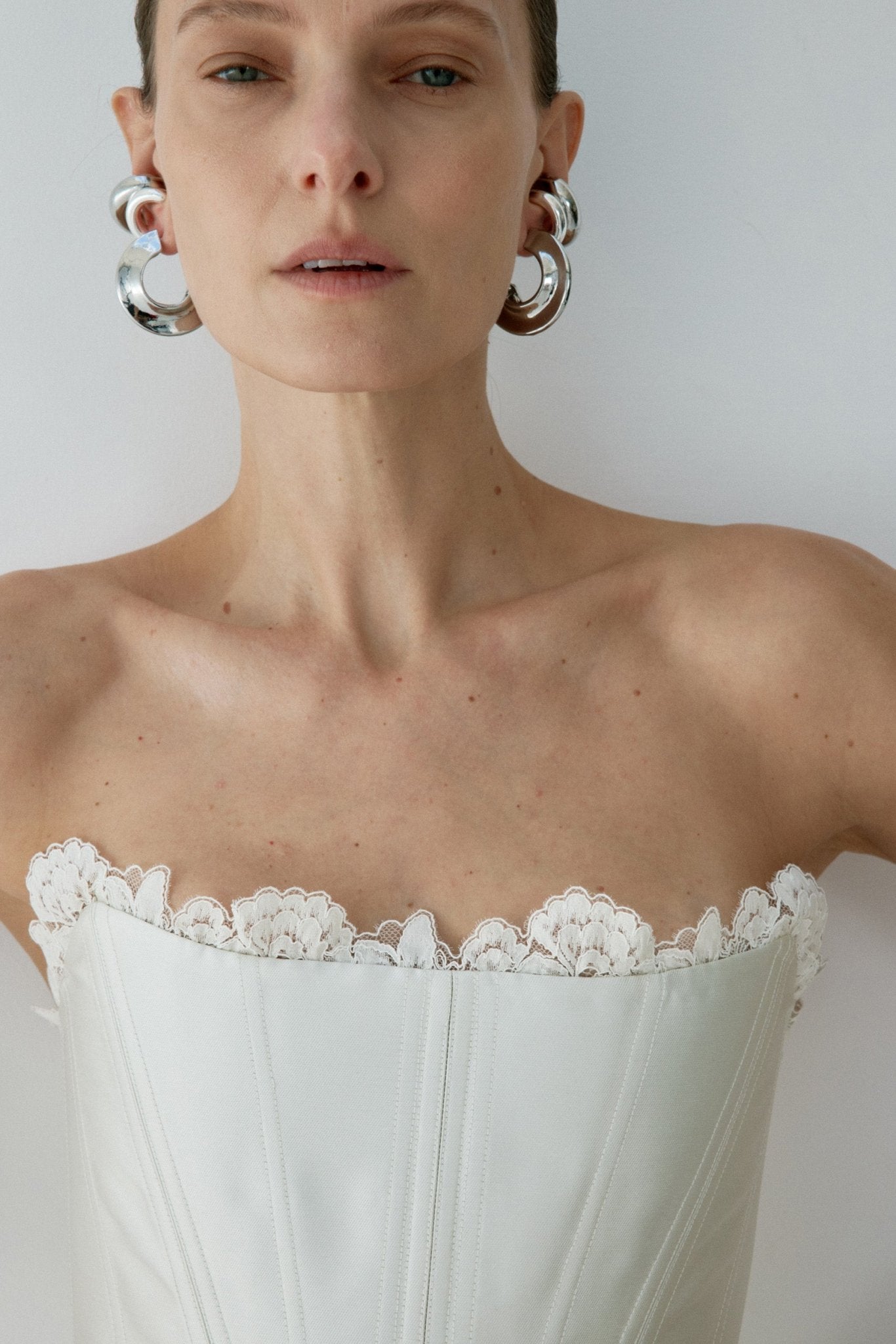 NOCTURNE MINI DRESS IN IVORY TWILL - De La Vali