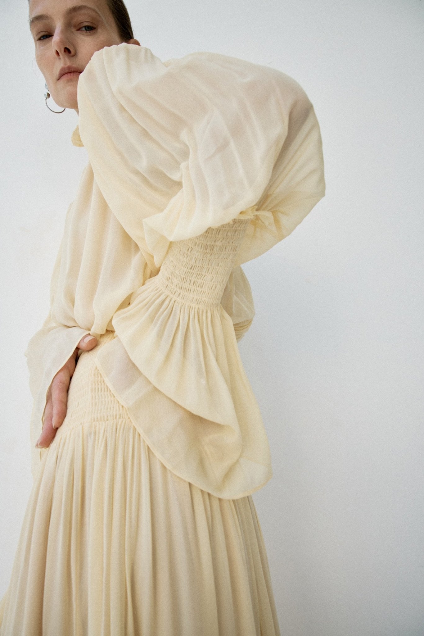 SANATIO MAXI DRESS IN SOFT YELLOW - De La Vali