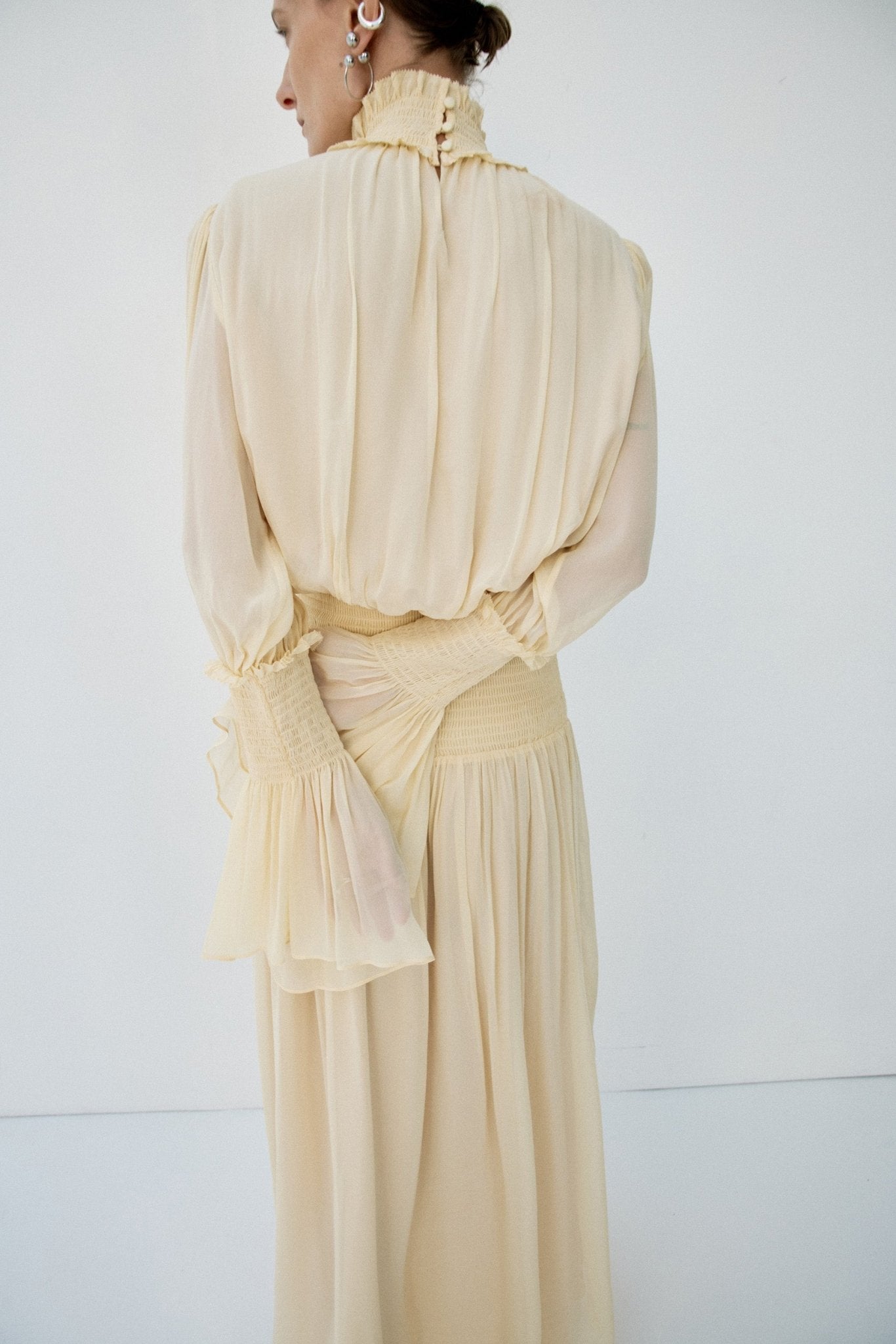 SANATIO MAXI DRESS IN SOFT YELLOW - De La Vali