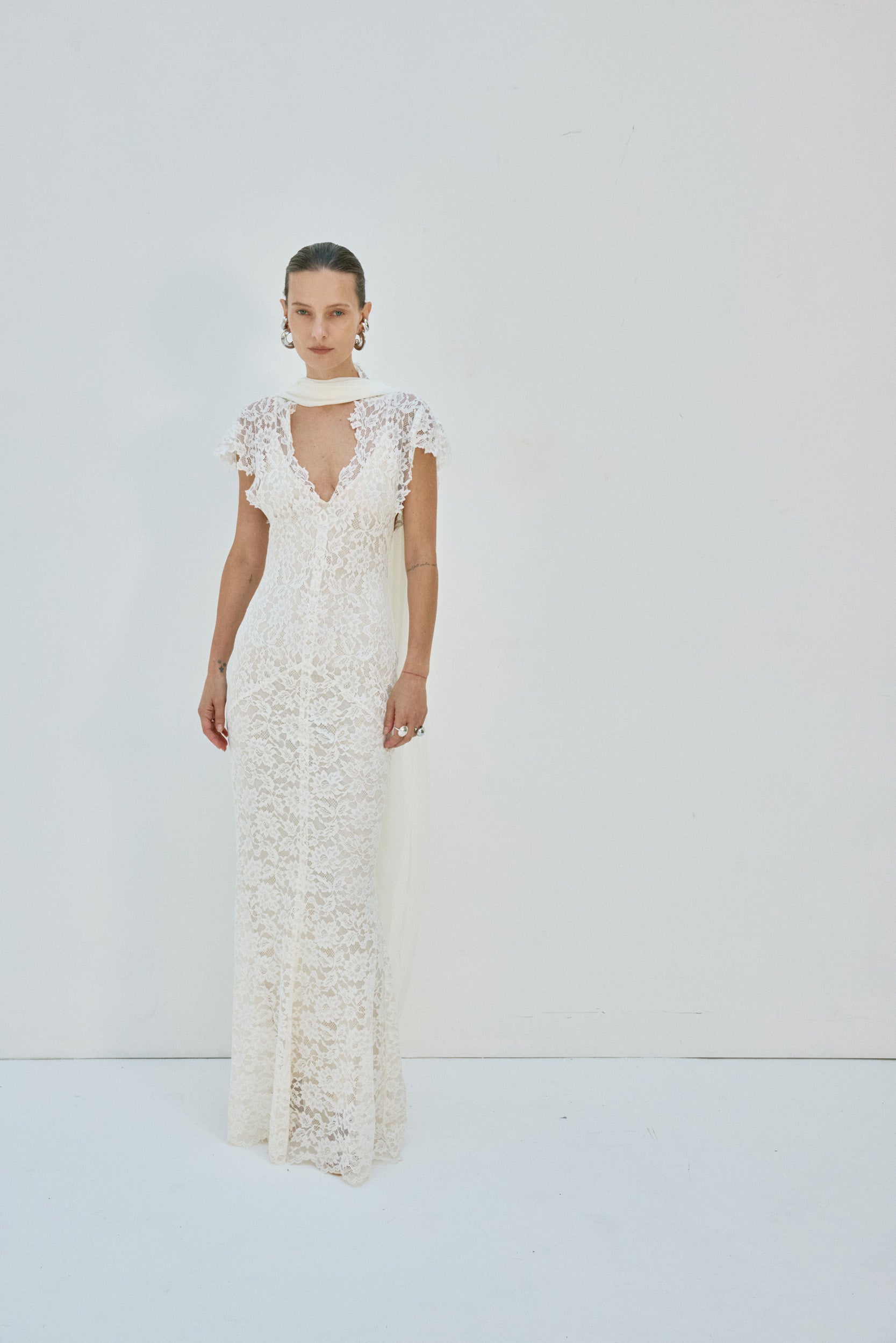 SOLINA MAXI DRESS IN IVORY LACE