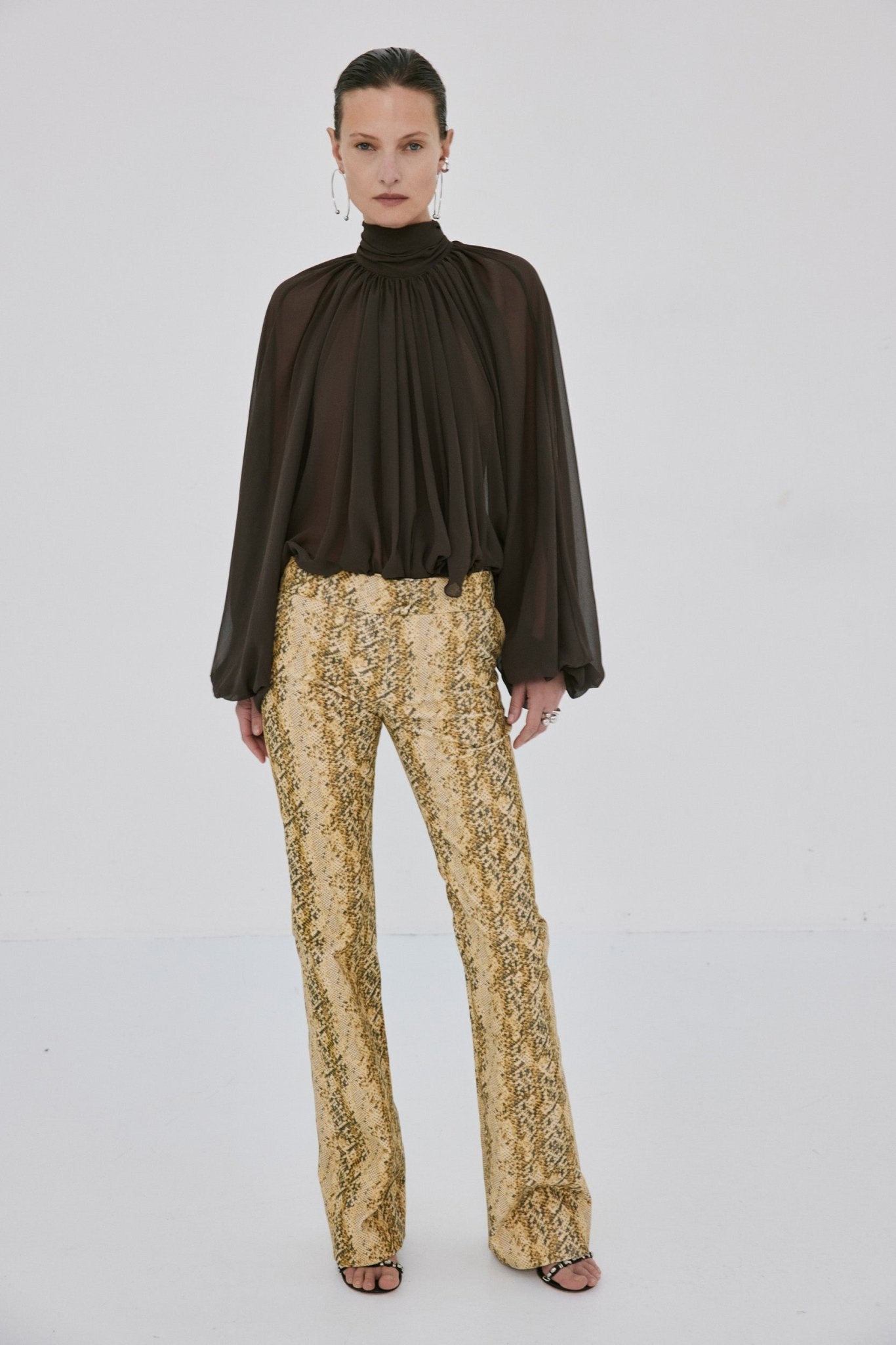 AITANA TOP IN CHOCOLATE BROWN CHIFFON
