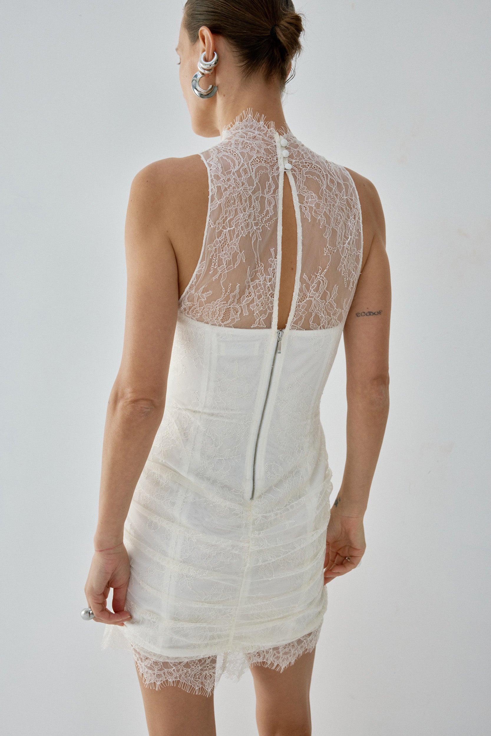 APATITE MINI DRESS IN IVORY FINE LACE - De La Vali