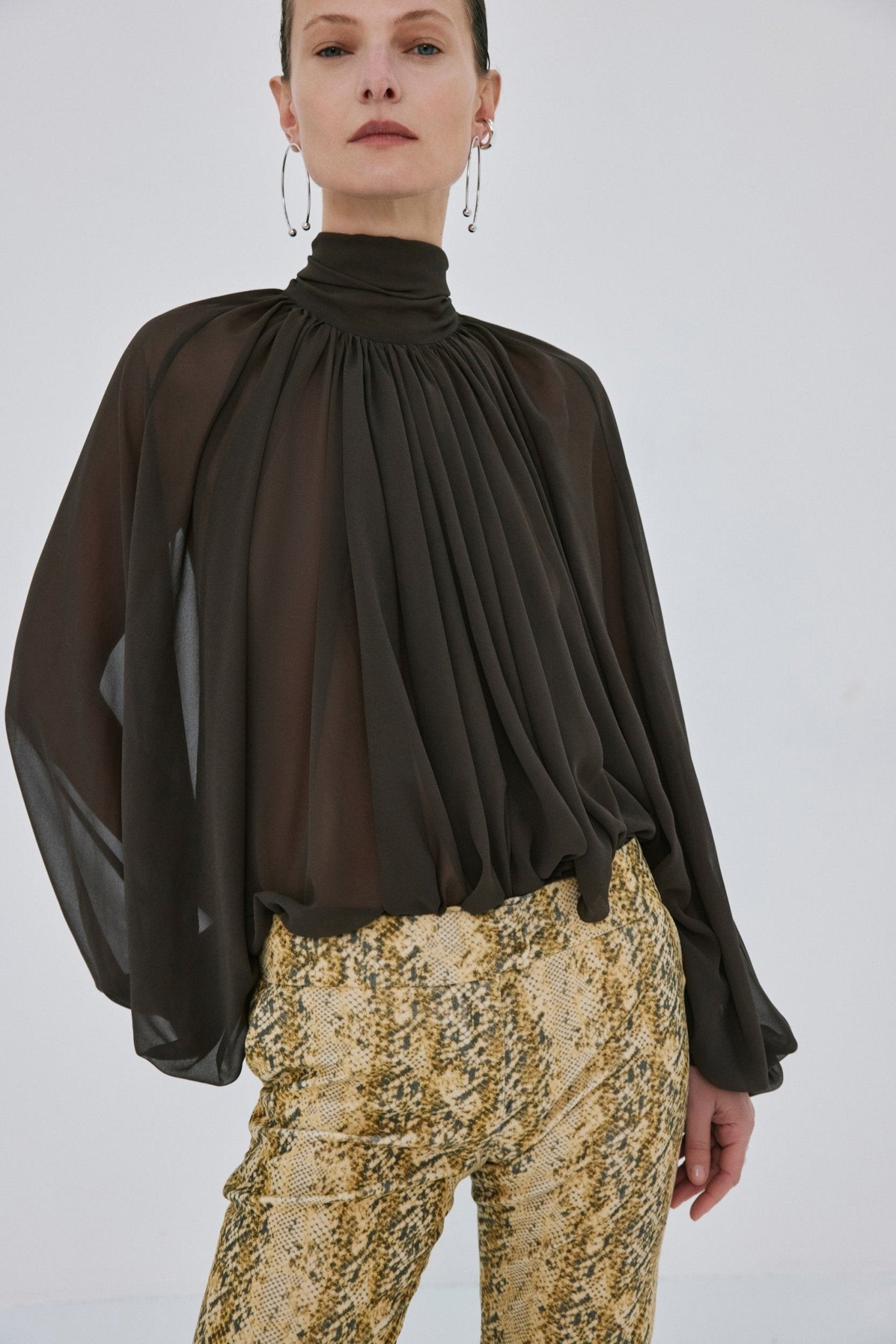 AITANA TOP IN CHOCOLATE BROWN CHIFFON