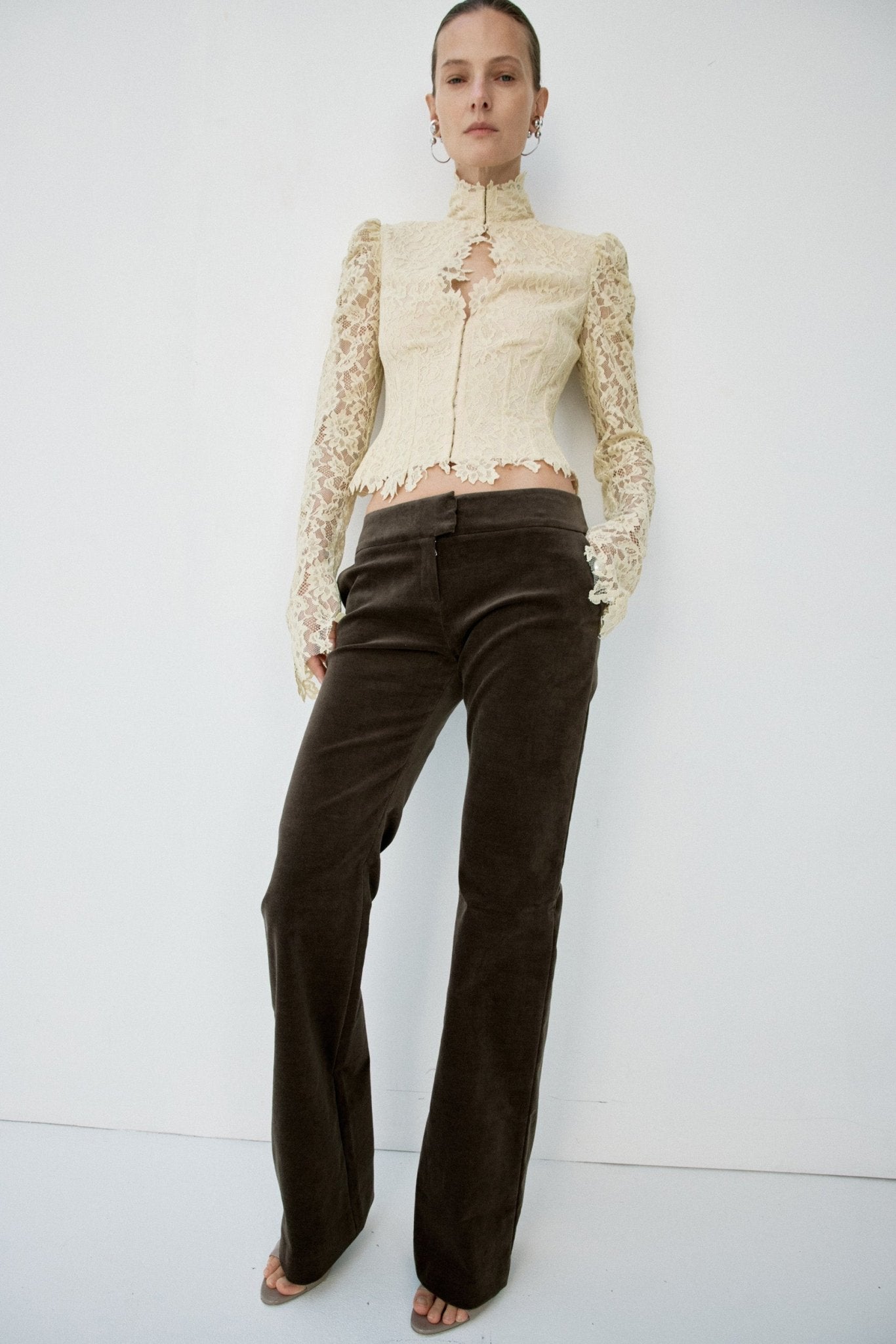 SABLE TROUSERS IN CHOCOLATE BROWN COTTON VELVET