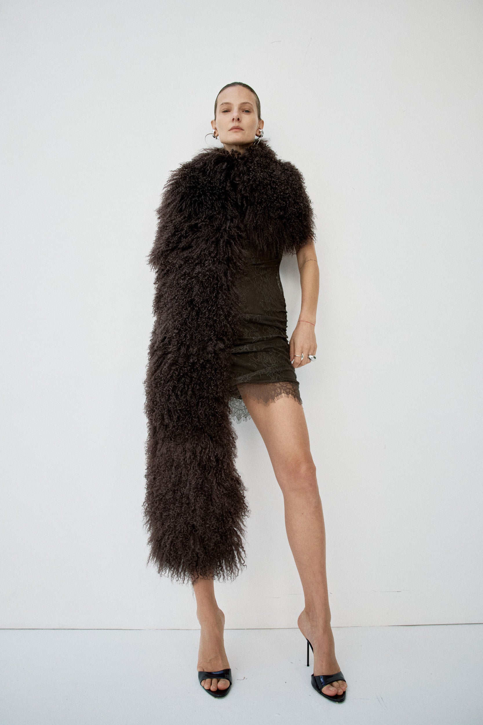 ZERAPHINE FUR SHAWL IN CHOCOLATE BROWN MONGOLIAN FUR