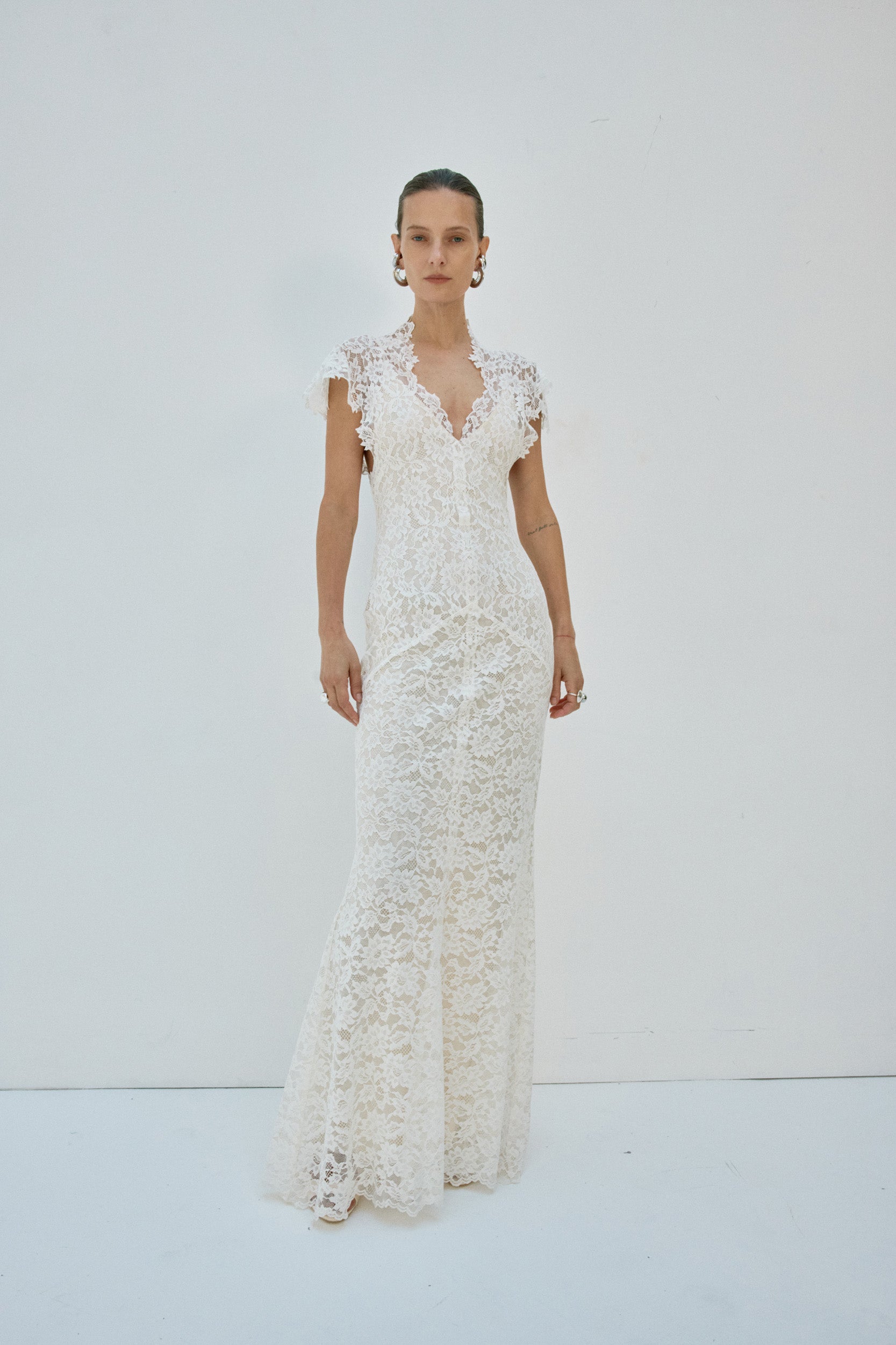 SOLINA MAXI DRESS IN IVORY LACE