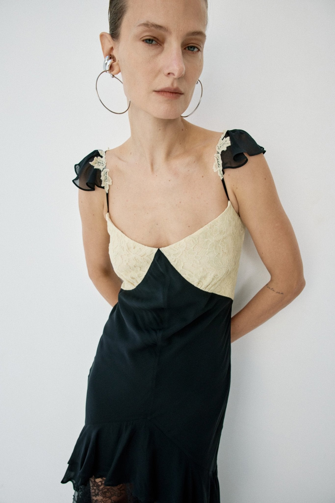 AURALITE MAXI DRESS IN BLACK AND SOFT YELLOW