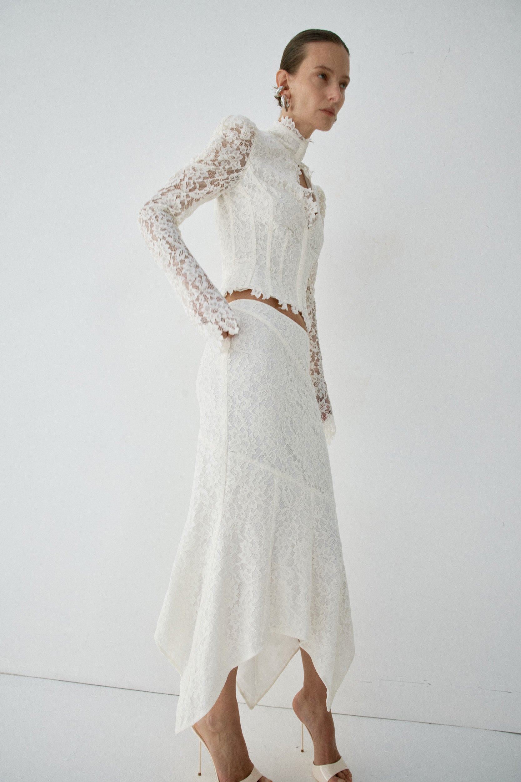 FAELA MIDI SKIRT IN IVORY LACE