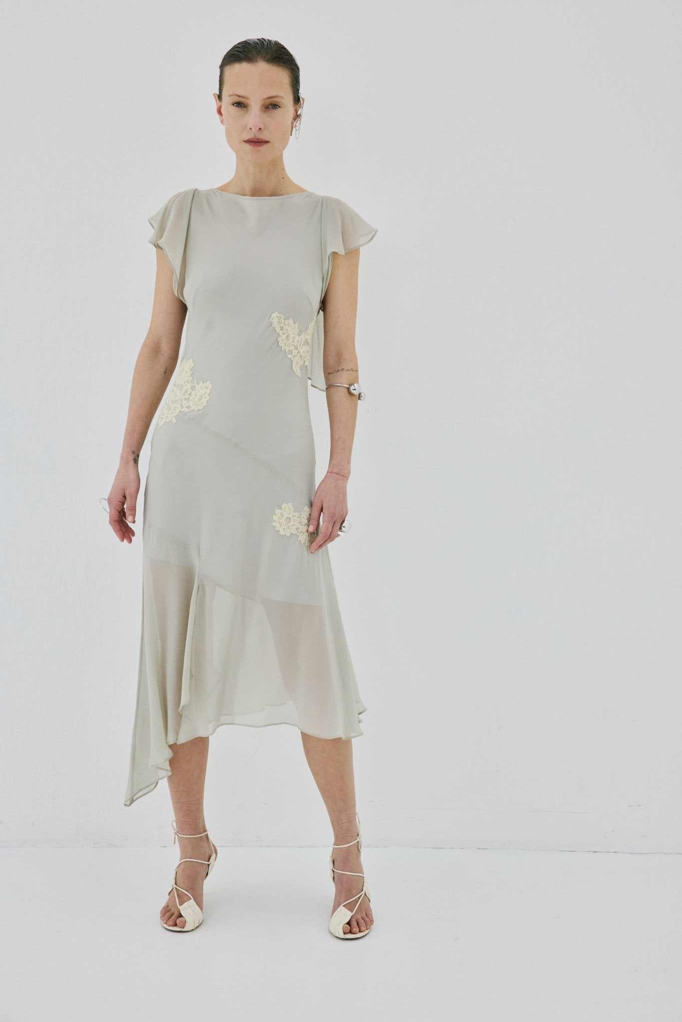 SERENE MIDI DRESS IN STONE BEIGE