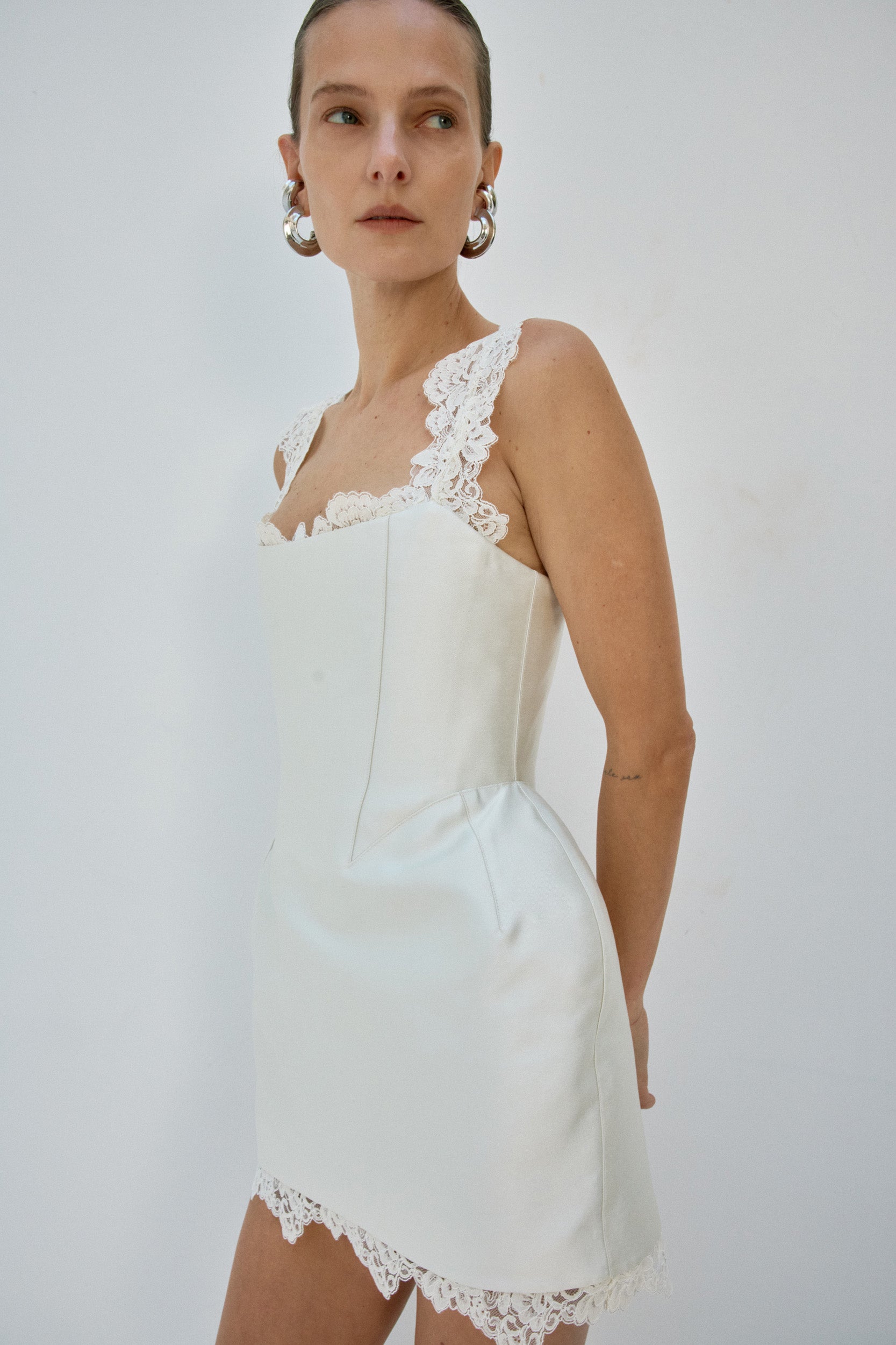 MORTA MINI DRESS IN IVORY TWILL - De La Vali