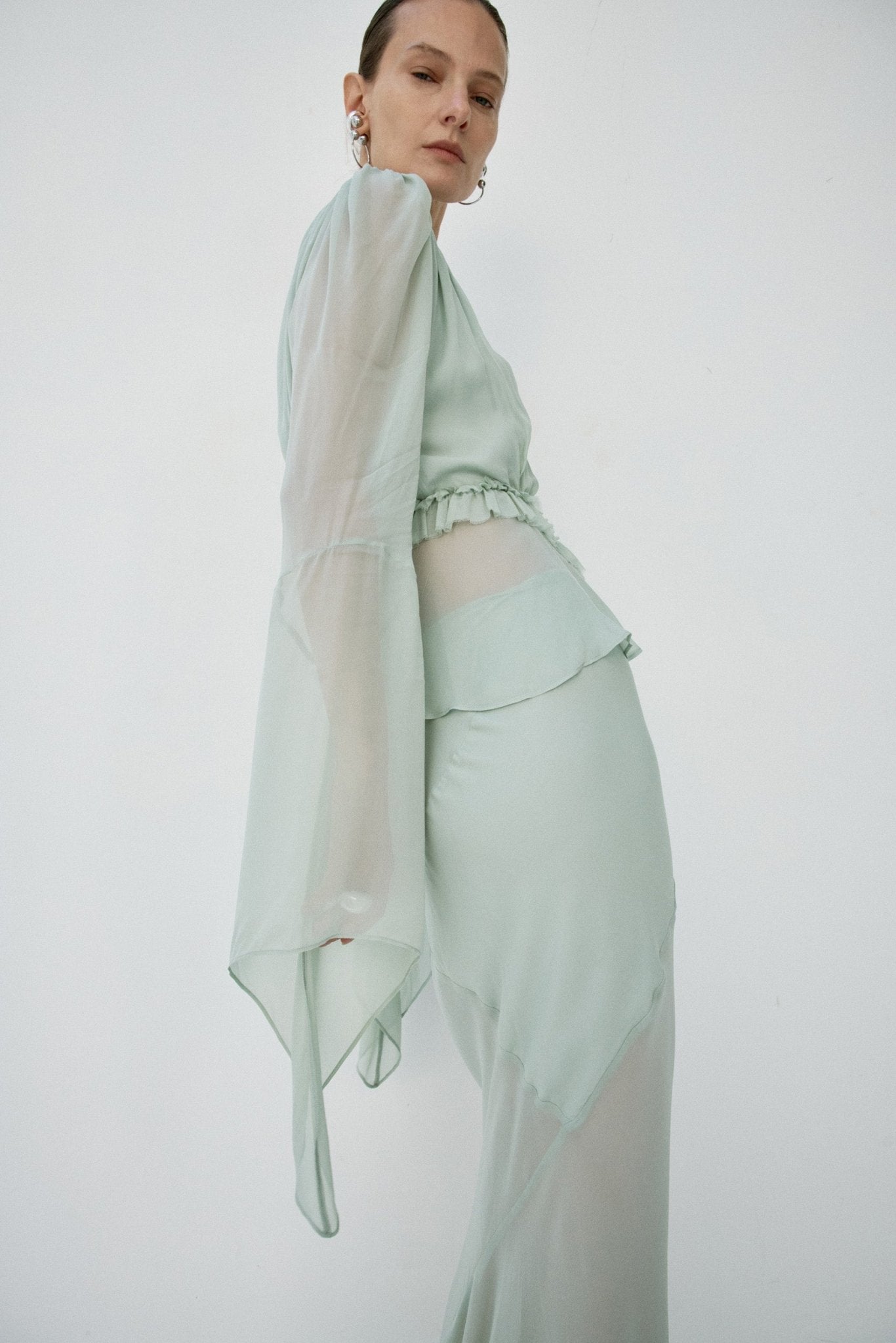 SYBIL TOP IN SAGE GREEN