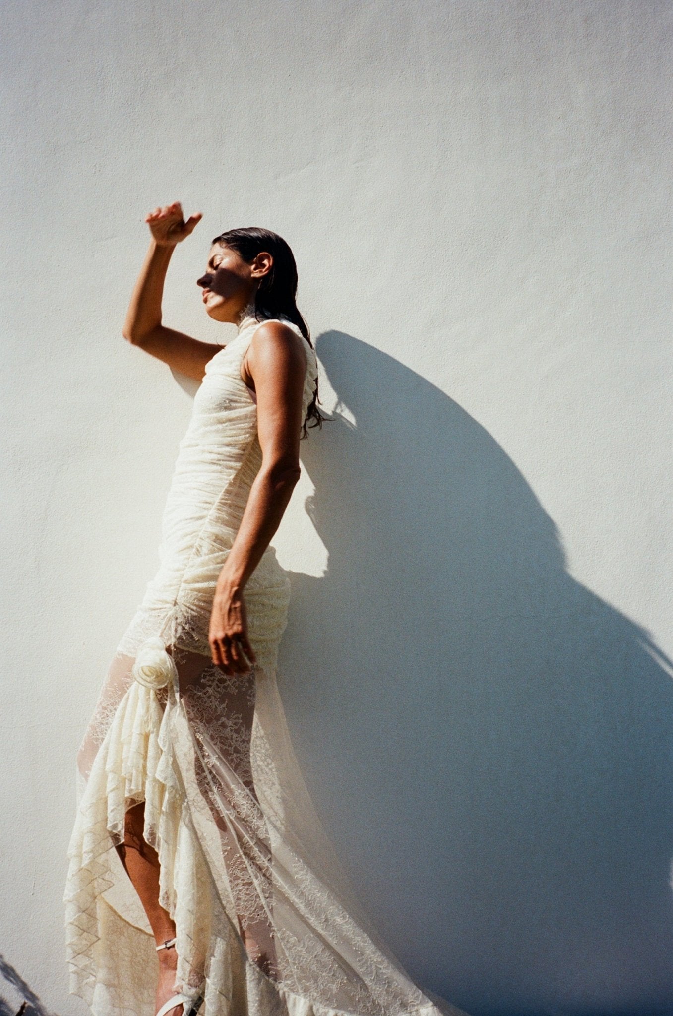 AUSTERE MAXI DRESS IN IVORY LACE - De La Vali