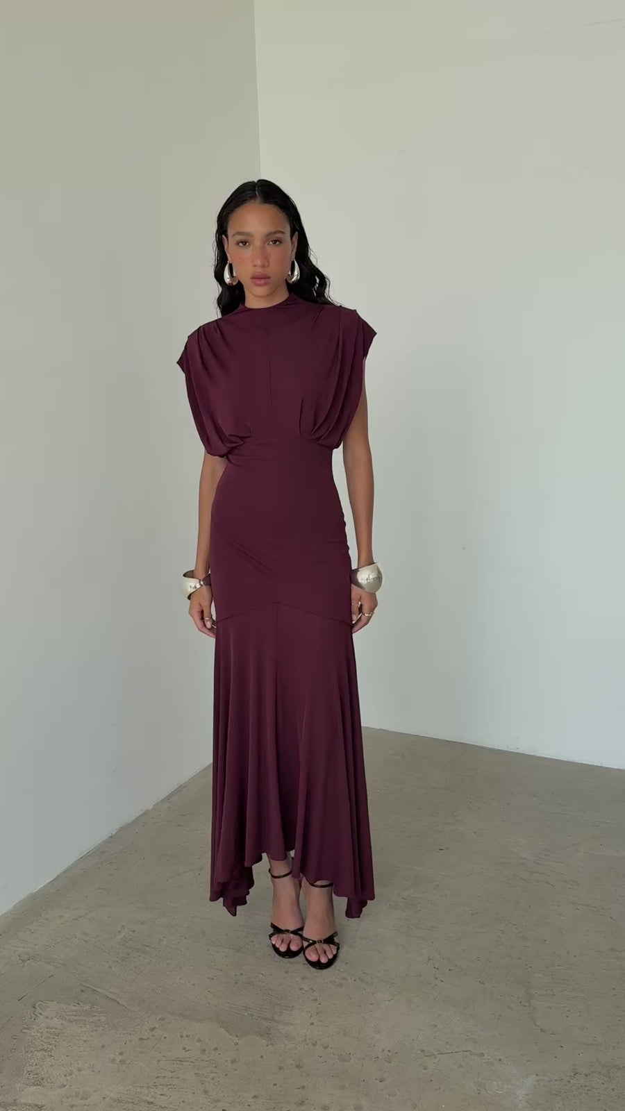 VASUDHA MIDI DRESS IN EARTH JERSEY