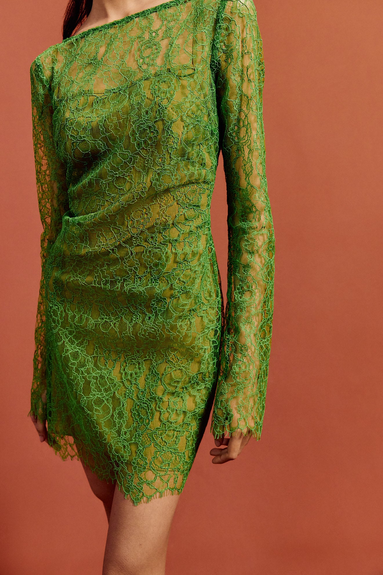 SITHON MINI DRESS IN SPRING GREEN LACE - De La Vali