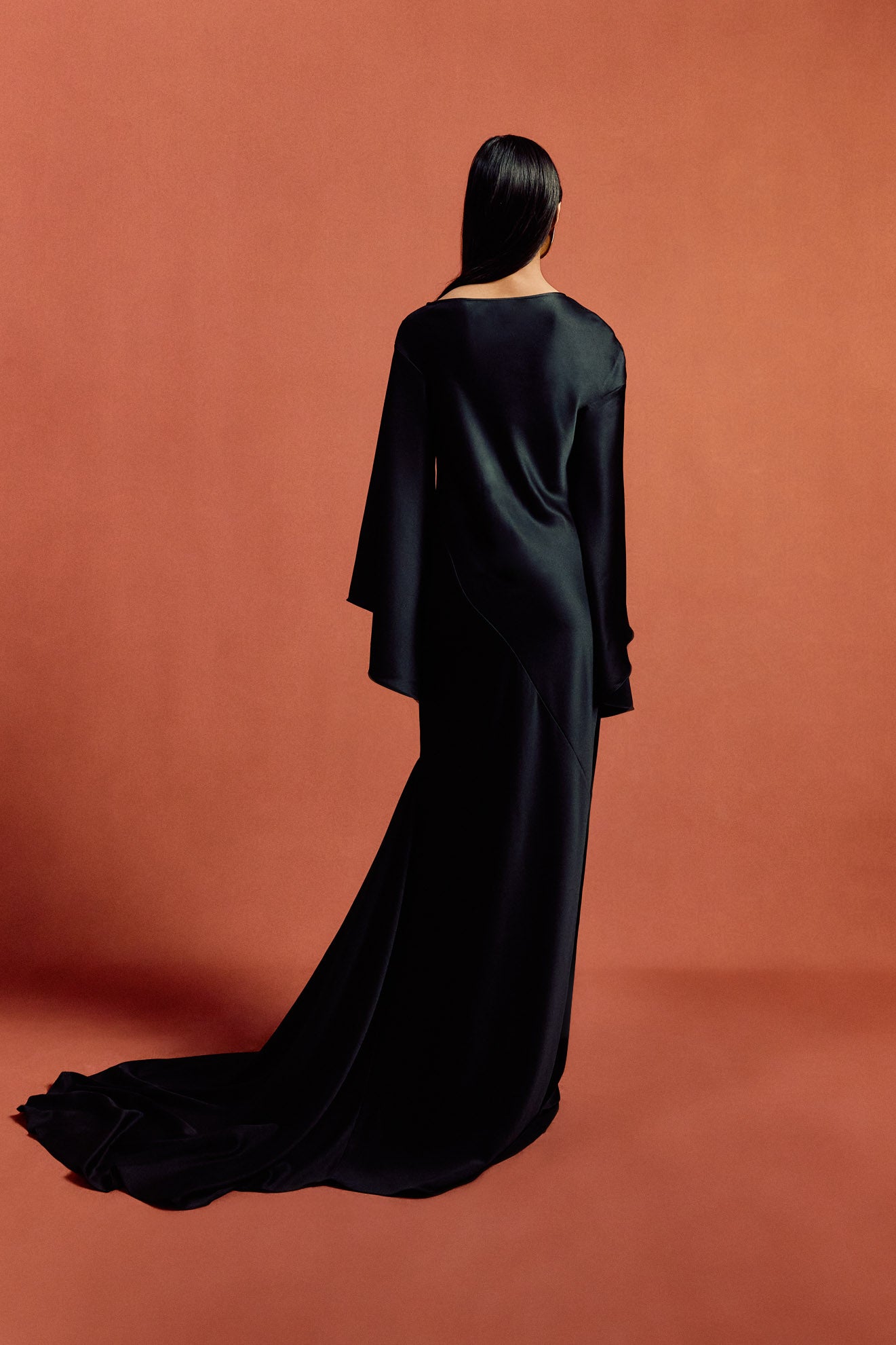 XANTHE MAXI DRESS IN BLACK SATIN CREPE - De La Vali