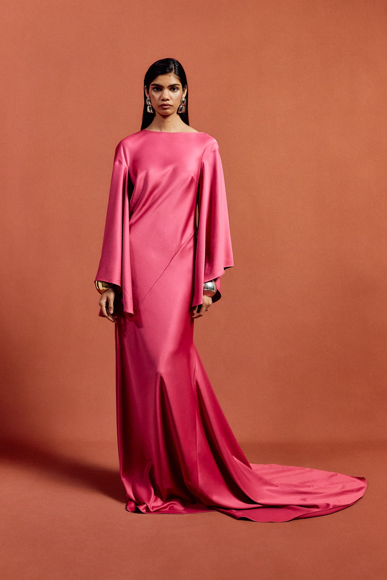 XANTHE MAXI DRESS IN HOT PINK SATIN CREPE - De La Vali